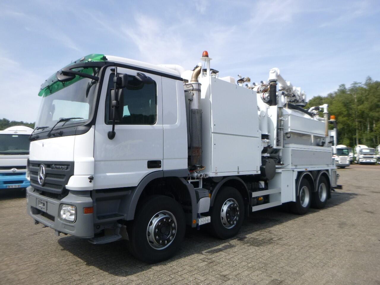 Mercedes Actros 3241 8x4 RHD  Huwer vacuum tank / hydrocureur 15 m3 | Vrachtwagen | Kolkenzuiger