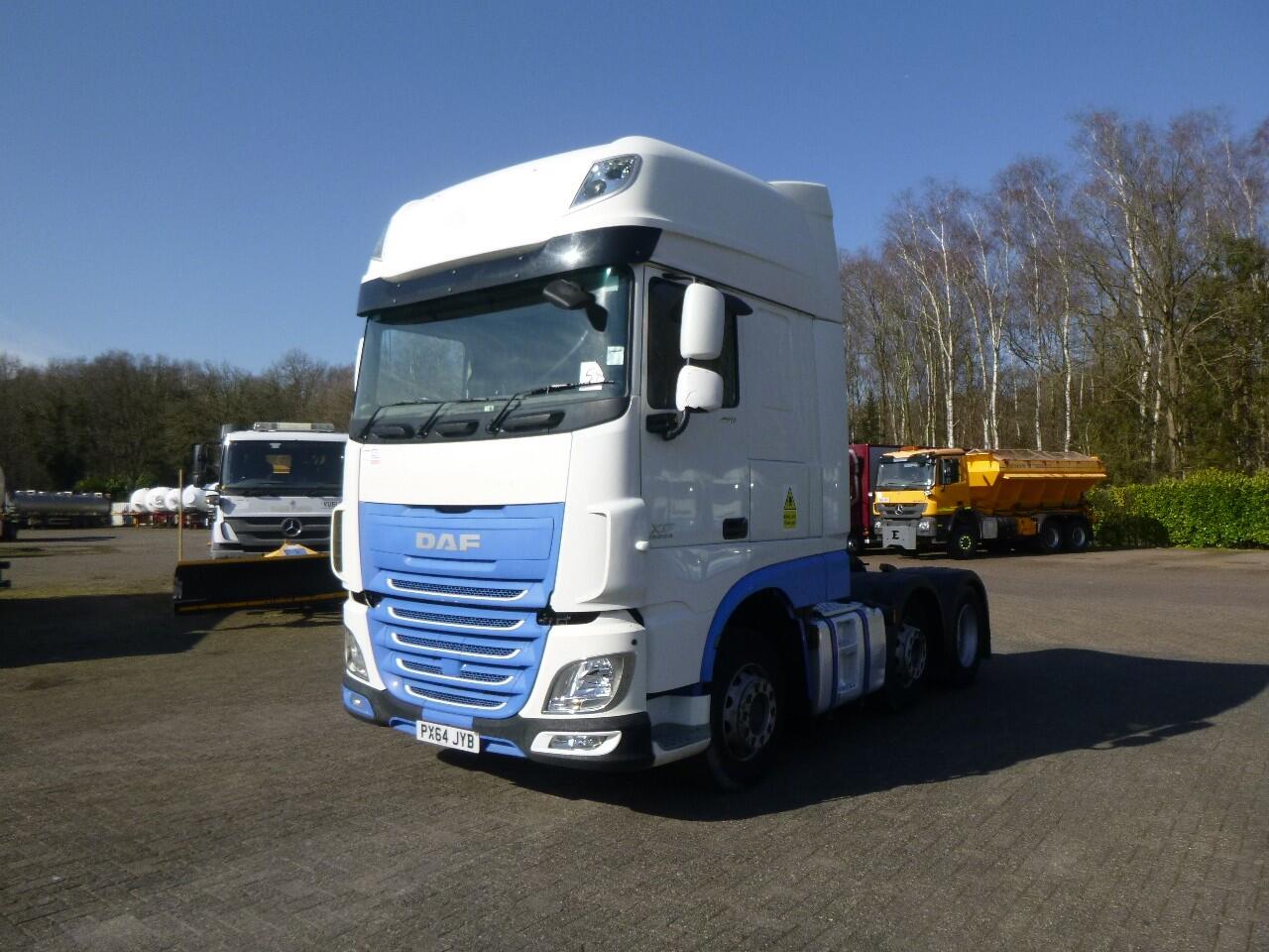 D.A.F. XF 460 6x2 RHD Euro 6 | Trekker | Standaard trekker