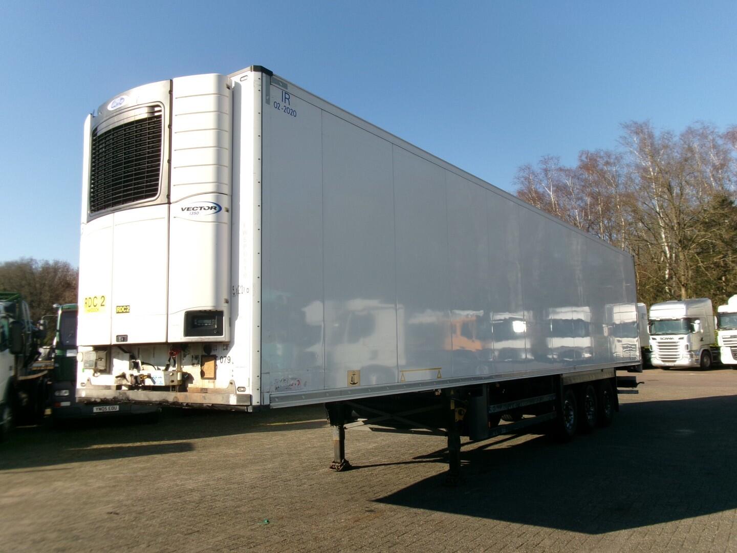 Schmitz Frigo trailer + Carrier Vector 1350 | Oplegger | Koel-vriestransport