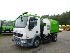 D.A.F. LF 45.180 Scarab Merlin street sweeper 4x2