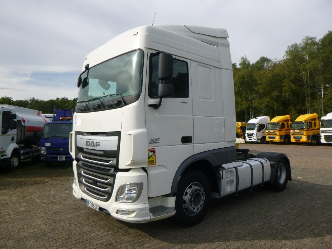 D.A.F. XF 460 4x2 Euro 6 | Trekker | Standaard trekker