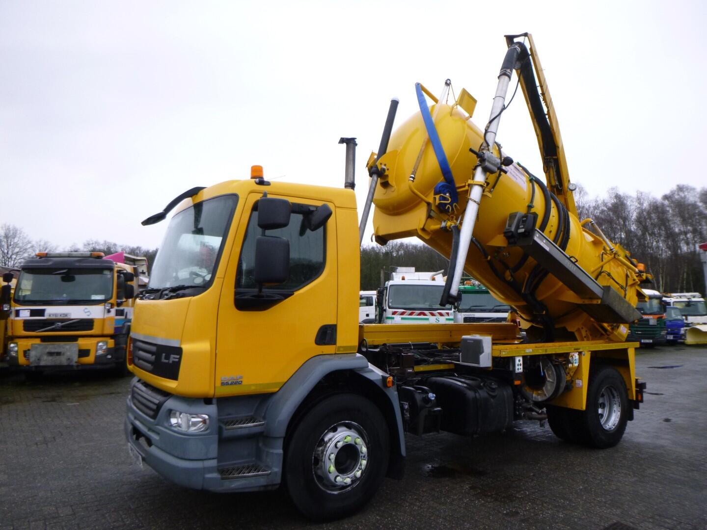 D.A.F. LF 55.220 4X2 RHD Whale vacuum tank 8.1 m3 | Vrachtwagen | Kolkenzuiger