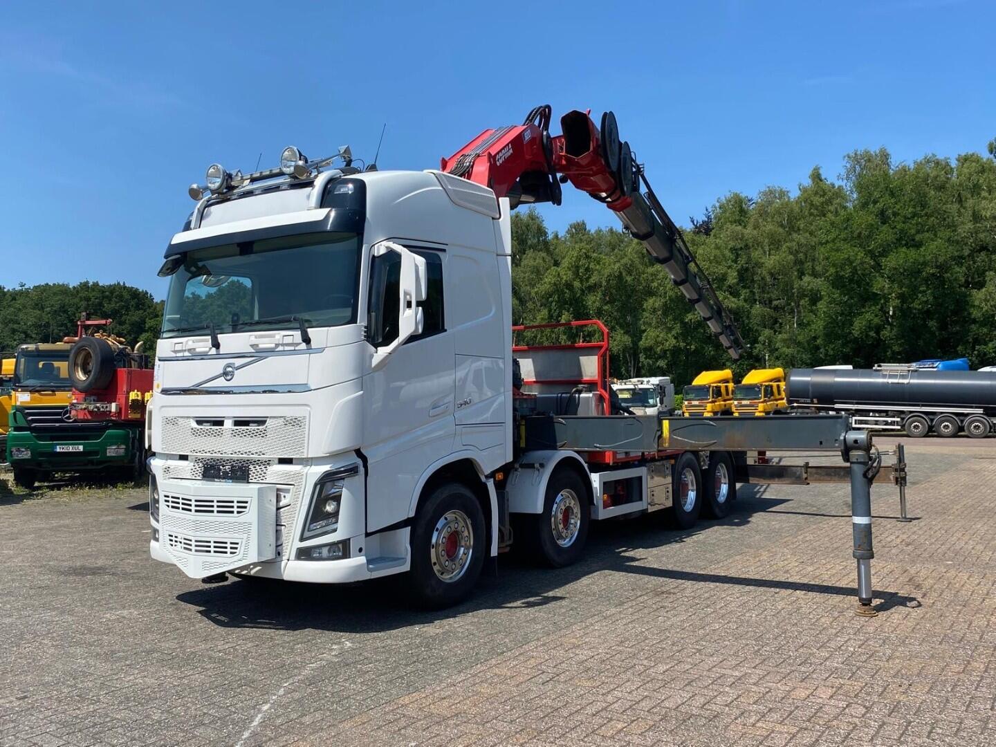 Volvo FH 550 8x4 Euro 6 + Copma 820.8 J6 | Vrachtwagen | Kraanwagen