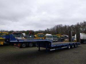 Faymonville 3-axle semi-lowbed trailer 48 t + ramps