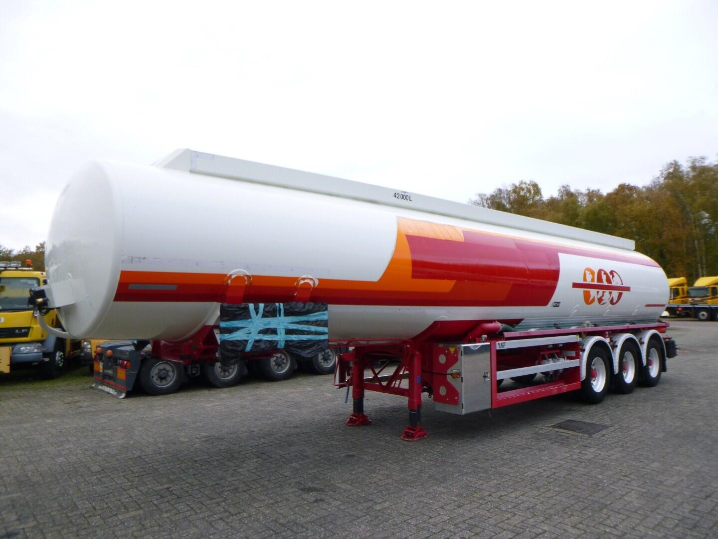 L.A.G. Jet fuel tank alu 44.5 m3 / 1 comp | Tankoplegger | Tankoplegger Brandstof