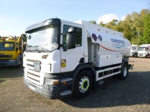 Scania P280 4x2 fuel tank 13.3 m3 / 4 comp